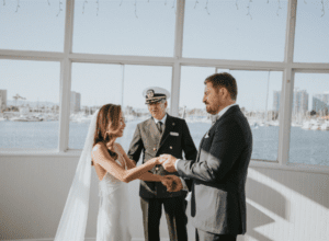 stressless wedding on a boat